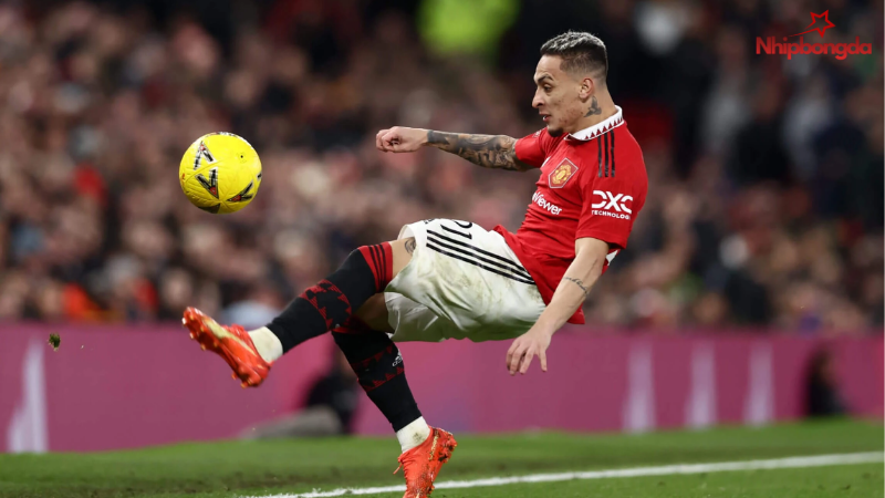 Phong cách thi đấu và thành tích nổi bật của Antony