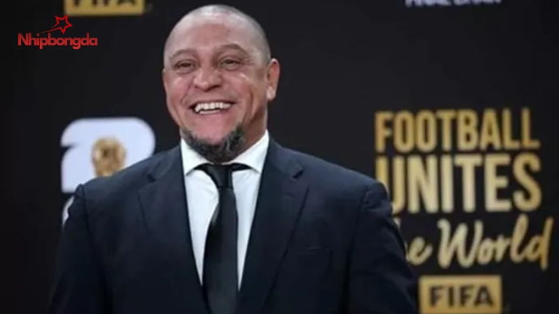 Roberto Carlos đã ổn định dần sau ca phẫu thuật 
