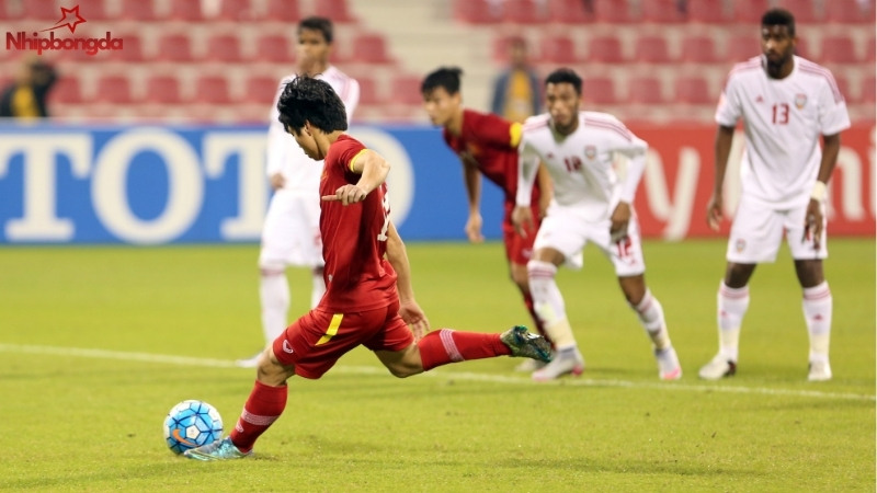 Huyền thoại bóng đá Việt Nam khác với “ngôi sao”