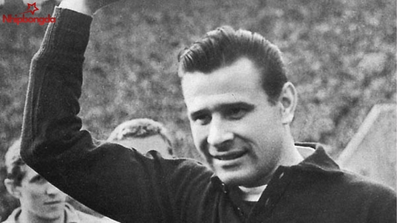 Thủ môn Yashin giành được những thành tích cá nhân nổi bật