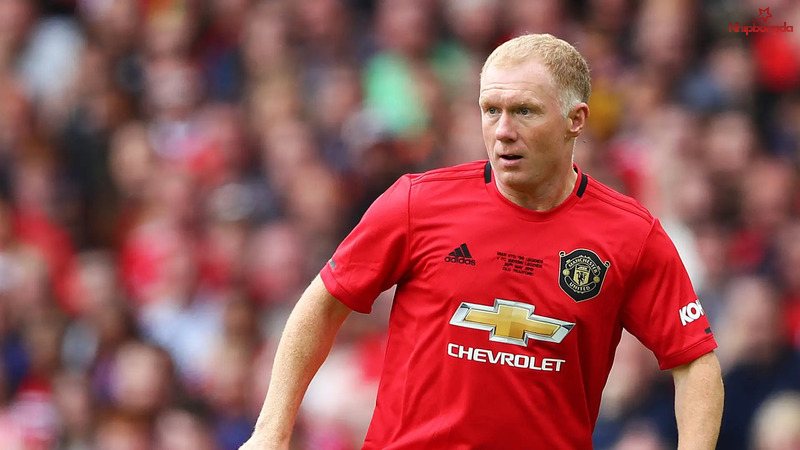 Tiền vệ trung tâm Paul Scholes